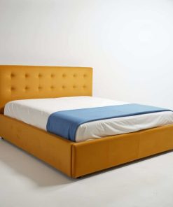 Pat tapițat Karl Mosen cu somieră rabatabilă, ladă de depozitare și saltea – culoare muștar cu cuvertură